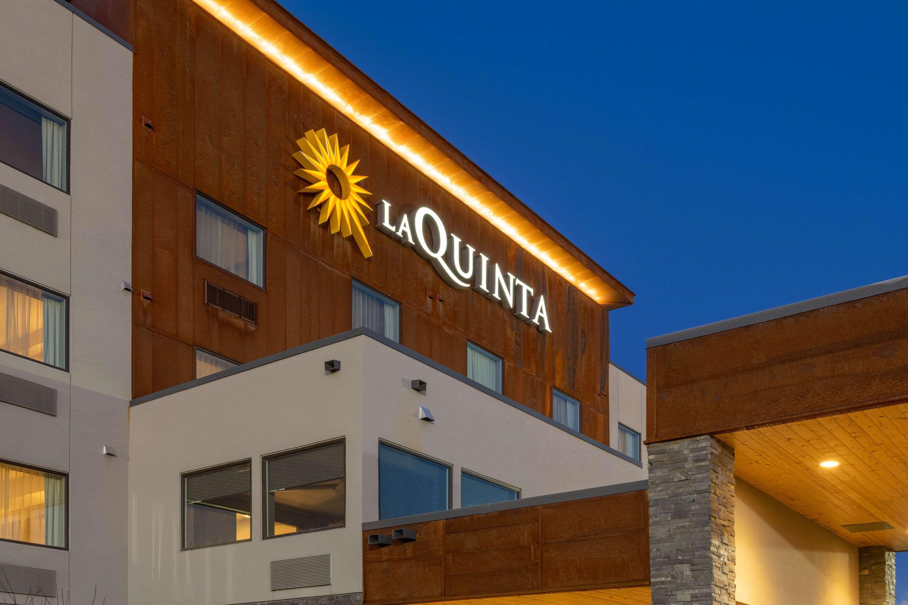 Hotel La Quinta By Wyndham Anchorage Airport Exterior foto